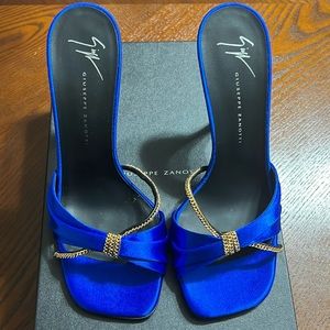 Brand New Giuseppe Sandals